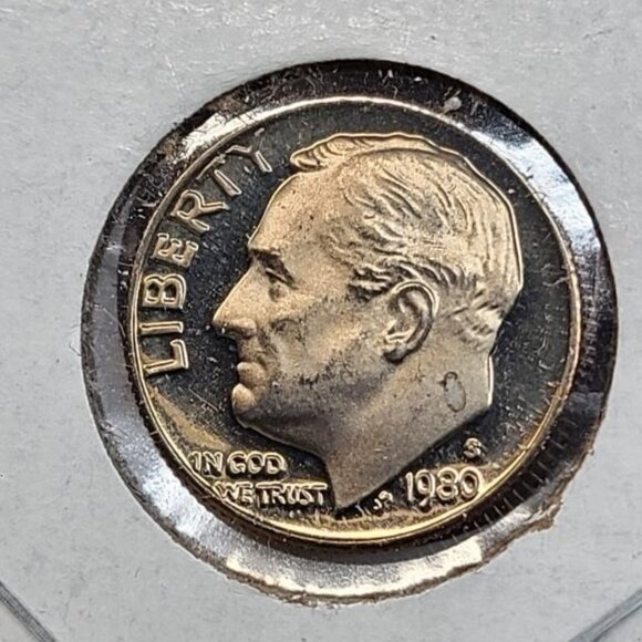 Lot of 12 Roosevelt Dimes... Uncirculated... In Protective Holders - Picture 6 of 7